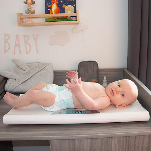 Newborn baby hot sale scale