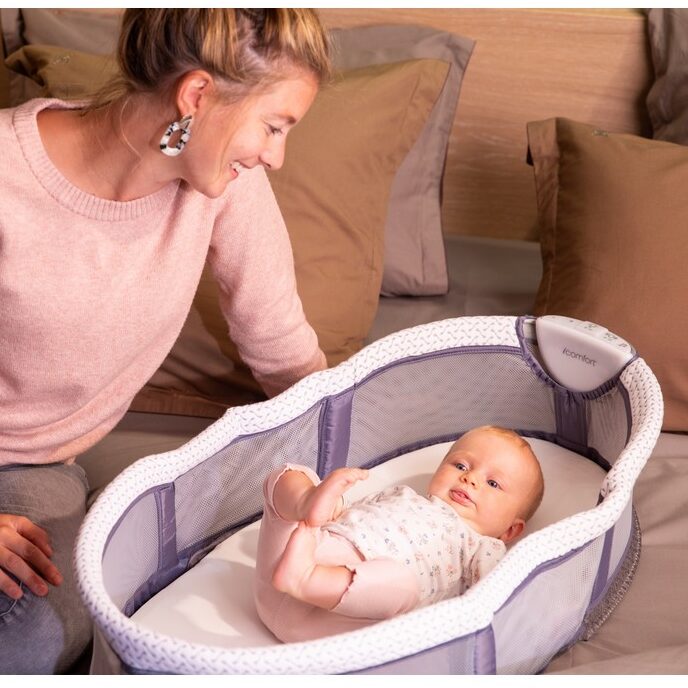 5 Gentle ways to help your baby sleep better 2 B181200 Babysleeper with light grey 06 edited