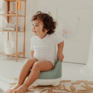 Widok boczny treningu nocnika